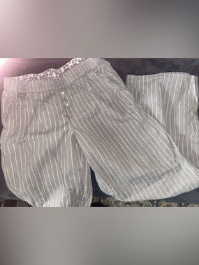 aerie Gray Pinstripe Elastic-Waist Shorts